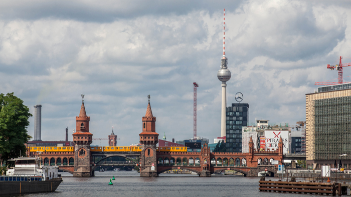 Oberbaum Bruecke 02
