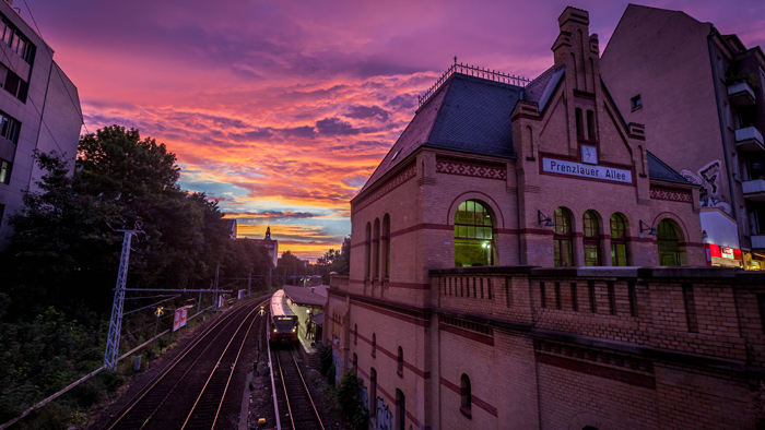 Prenzlauer Allee S-Bahn for site