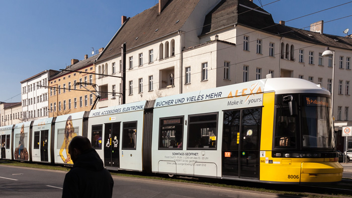Lehderstrasse_Weissensee_Neighborhood_02