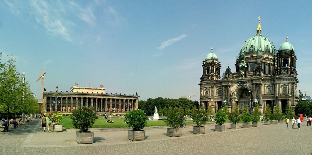 Panorama_berlin_lustgarten1