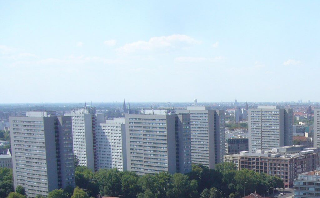 האם הנדלן זול יותר במציאות