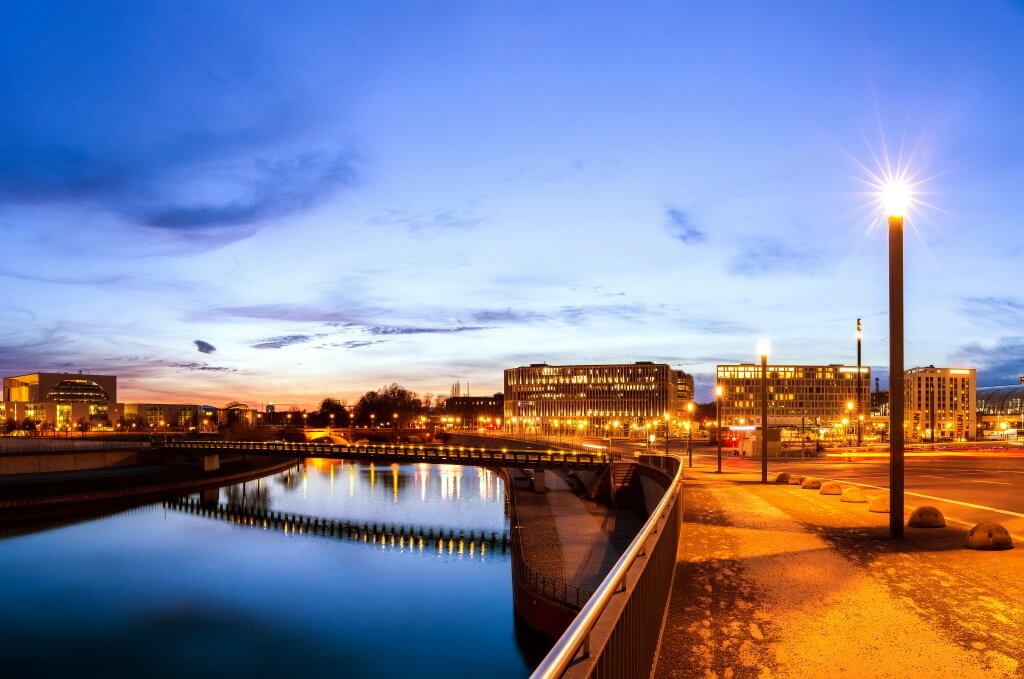 נדלן יוקרתי
